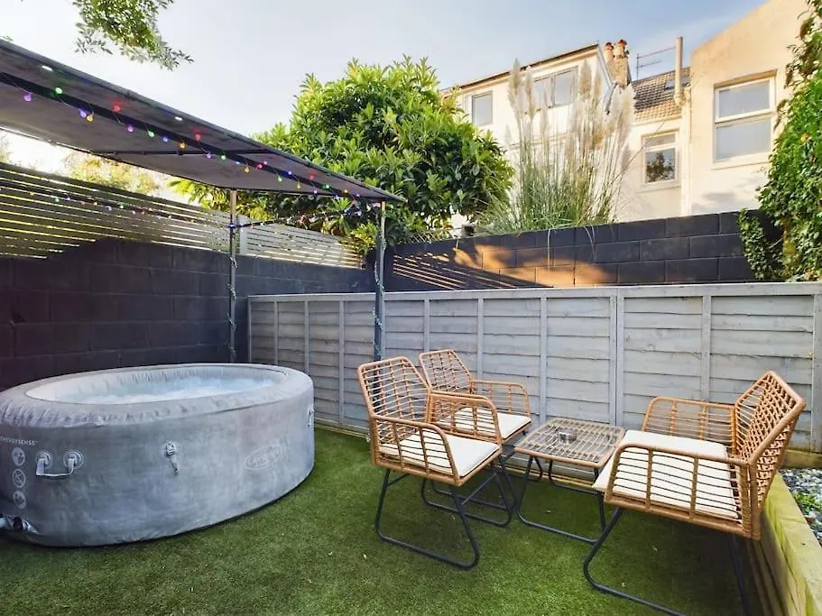 Apartment Stylish Maisonette With Hot Tub Brighton
