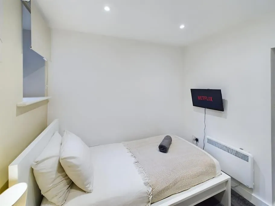 Stylish Maisonette With Hot Tub Brighton