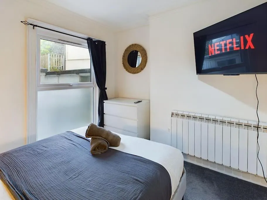 Apartment Stylish Maisonette With Hot Tub Brighton United Kingdom