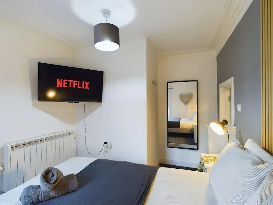 Stylish Maisonette With Hot Tub Brighton Apartment